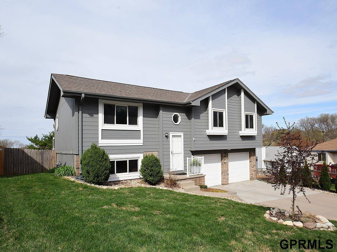 Omaha, NE 68164,5536 N 113th Street