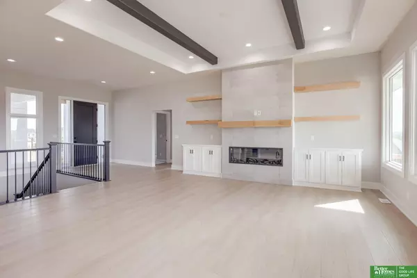 Papillion, NE 68046,10113 Laramie Street