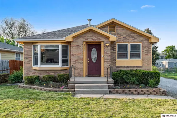 Omaha, NE 68114,8340 Cass Street