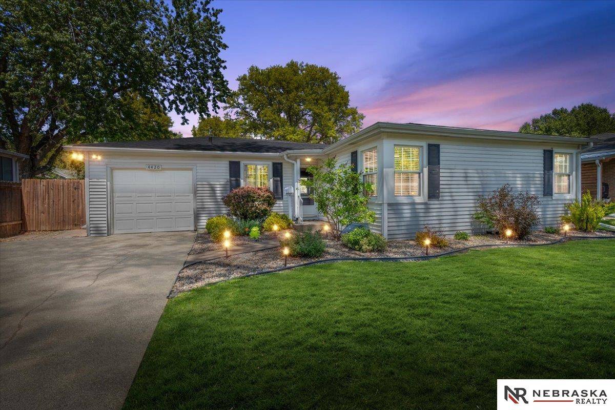 4420 A Street, Lincoln, NE 68510