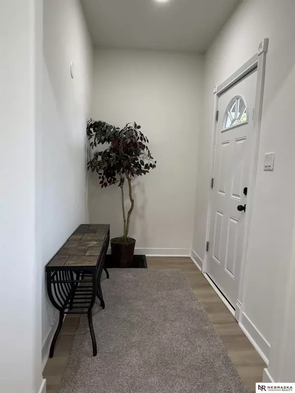 Omaha, NE 68105,914 S 26th Street