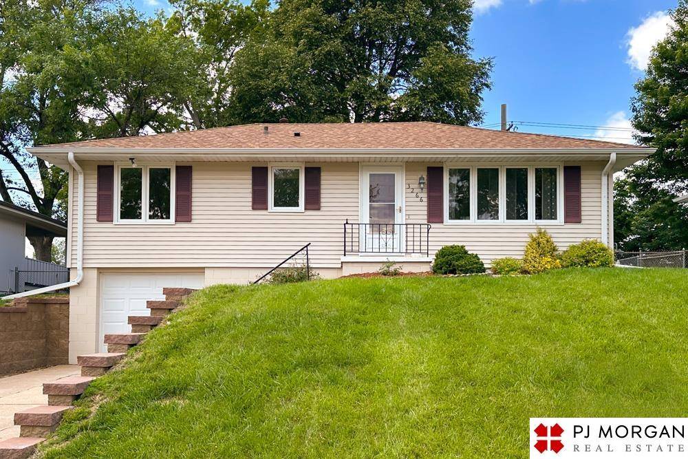 3266 S 77th Avenue, Omaha, NE 68124-3441