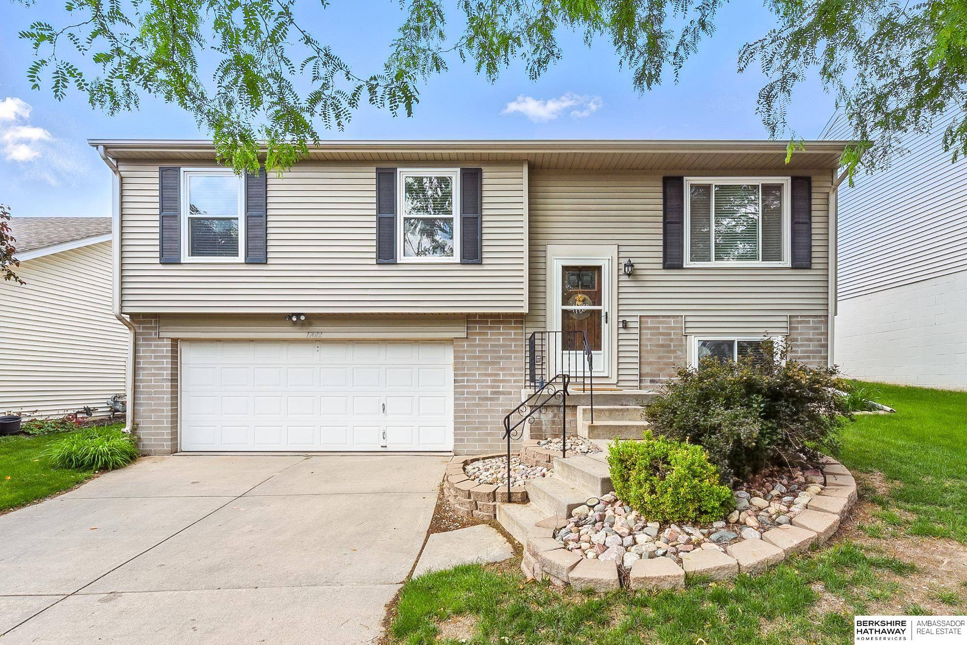 Omaha, NE 68136,17612 Olive Street