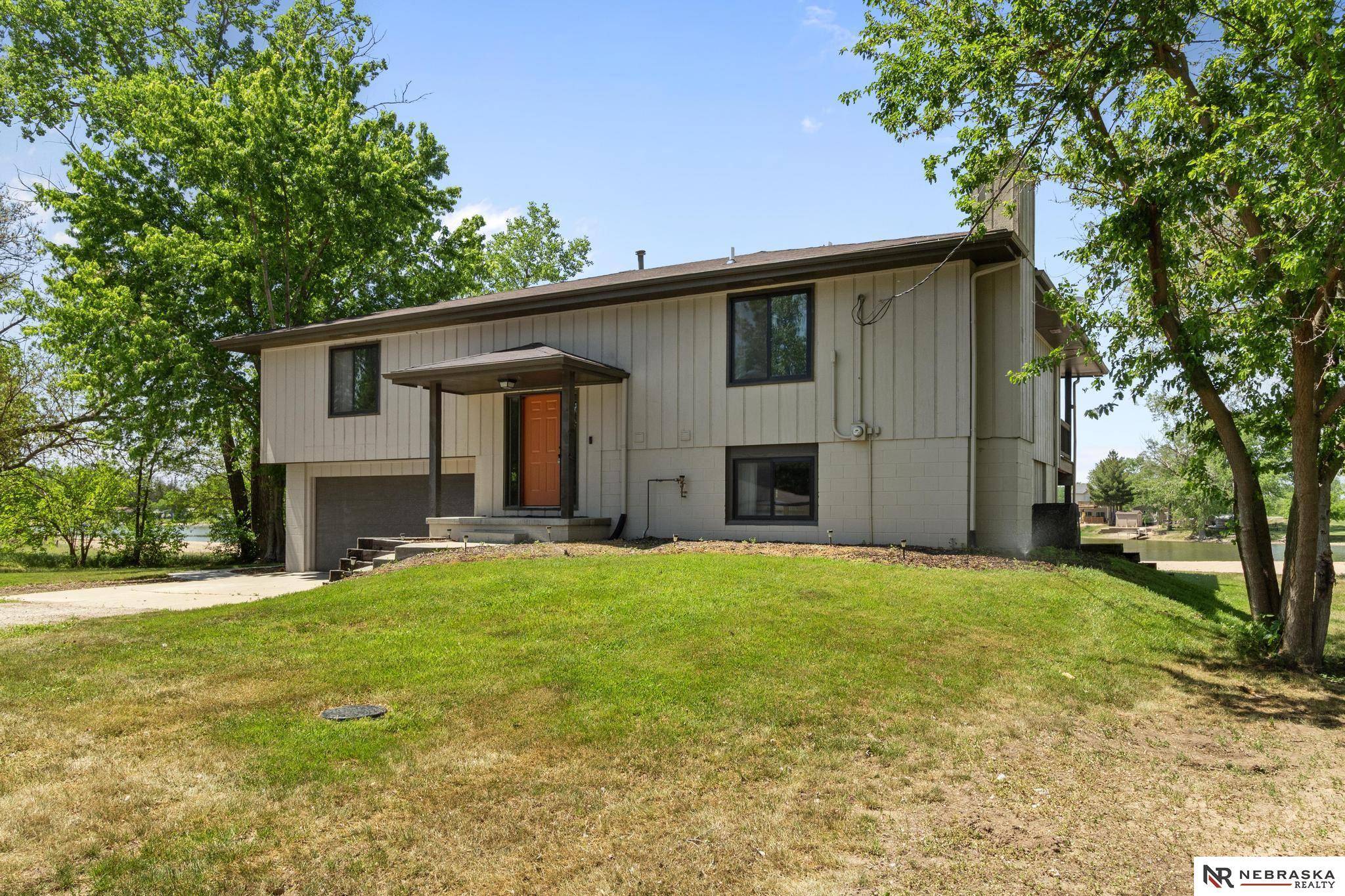 Cedar Creek, NE 68016,2076 Sunset Drive