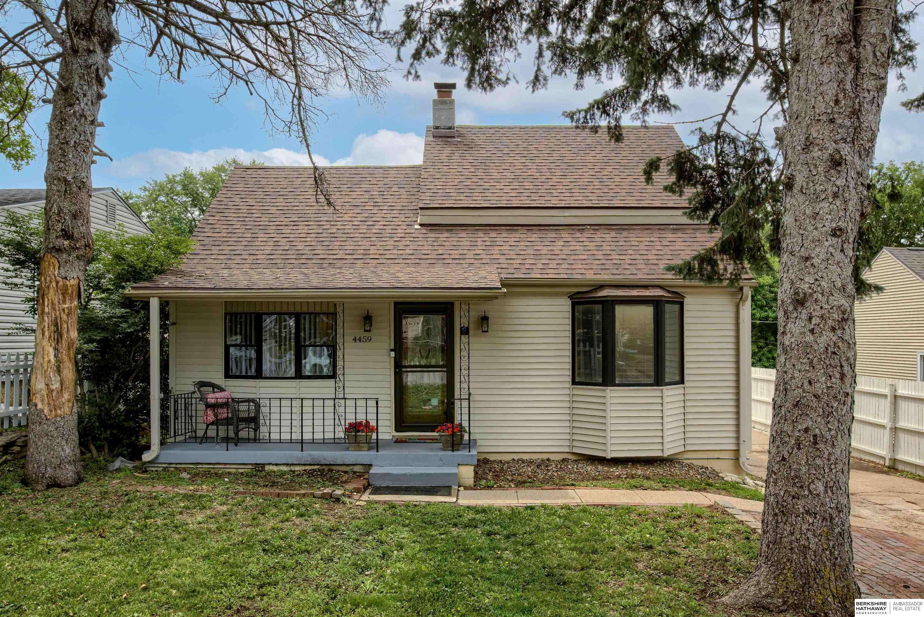 4459 F Street, Omaha, NE 68107