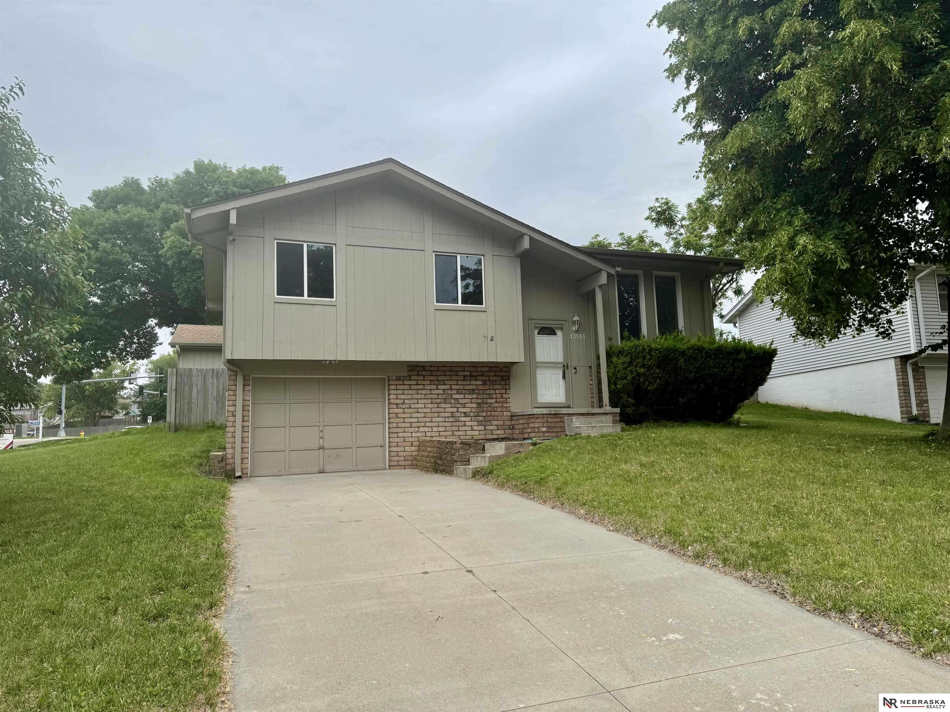 13555 Polk Street, Omaha, NE 68137