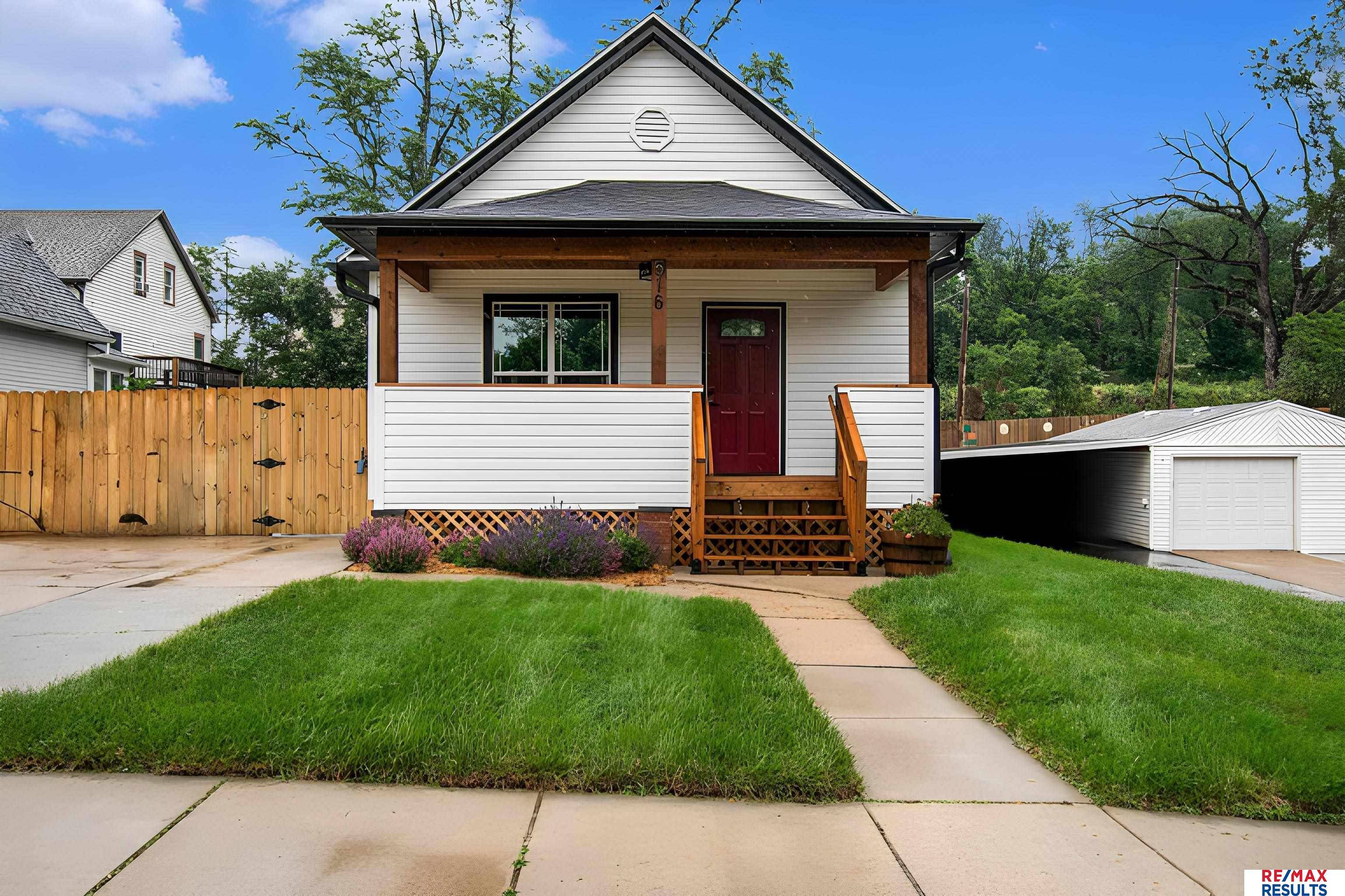 516 Cedar Street, Omaha, NE 68108