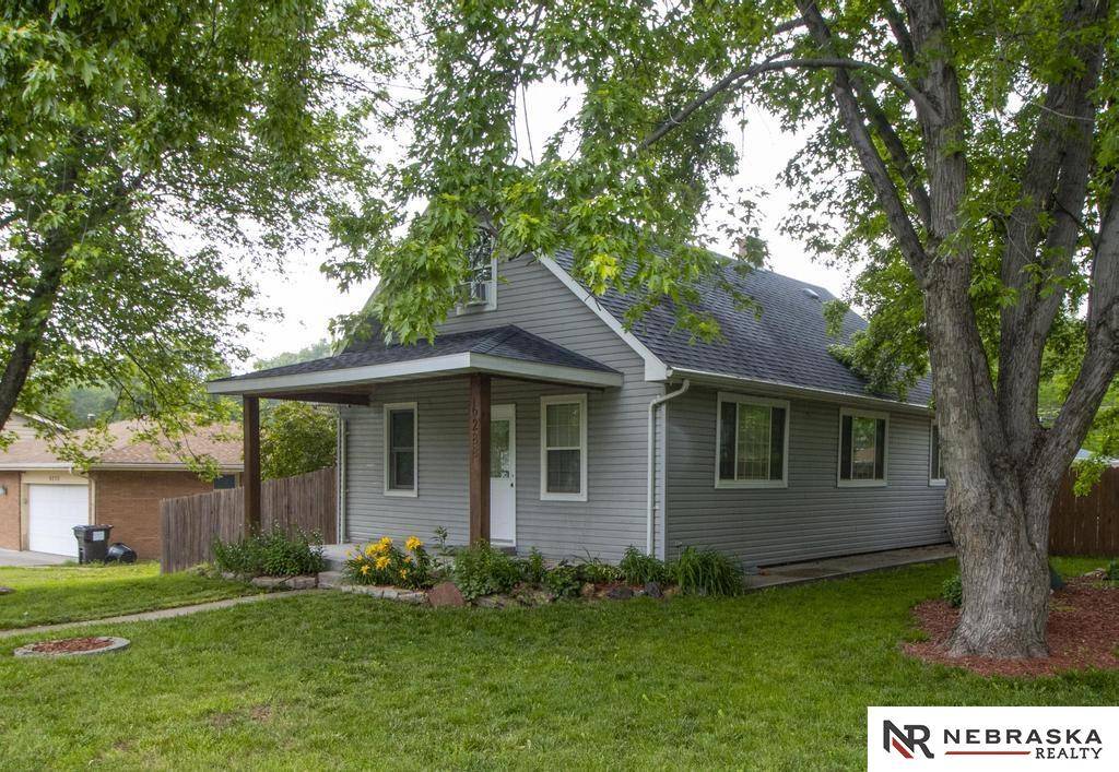 6288 Holdrege Street, Lincoln, NE 68505