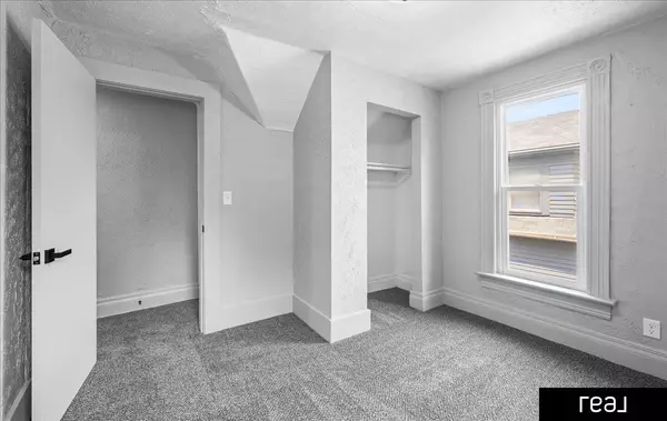 Omaha, NE 68111,2407 Emmet Street