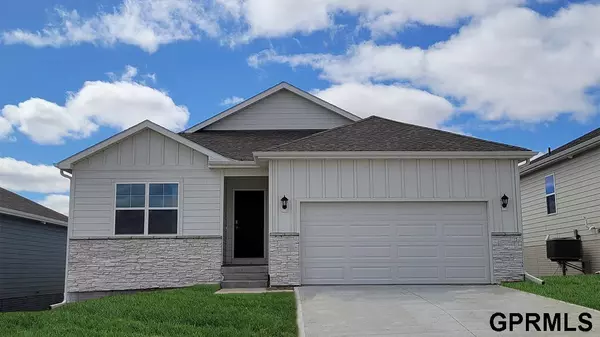 12914 S 66th Avenue, Papillion, NE 68157
