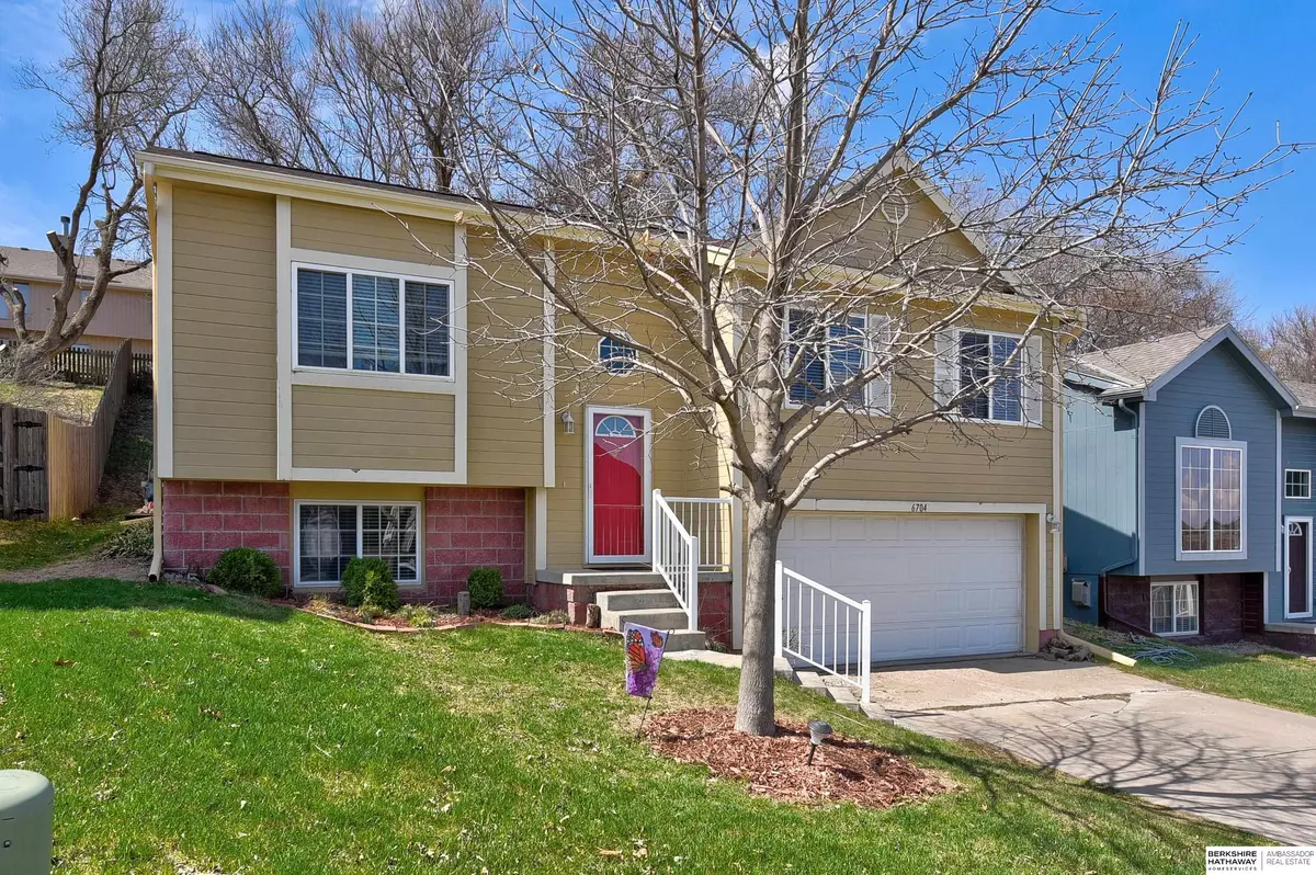 Omaha, NE 68116,6704 N 149th Avenue