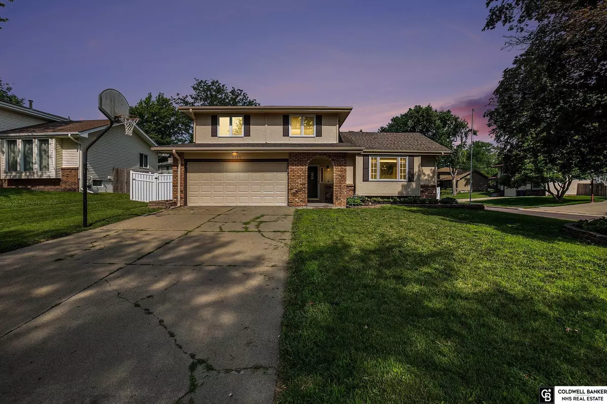 Papillion, NE 68046,1120 Sally Street
