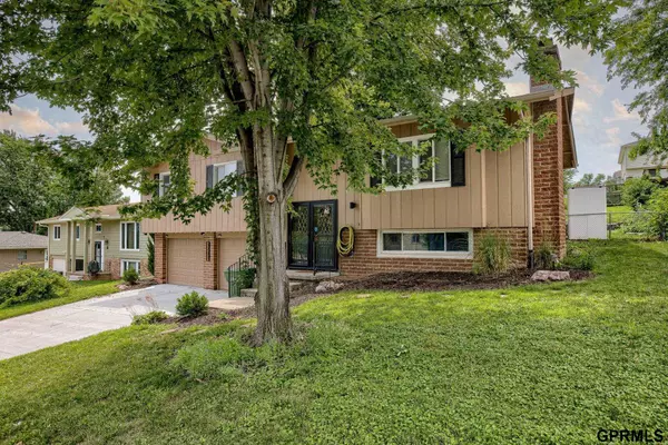 Bellevue, NE 68123,3203 Golden Boulevard