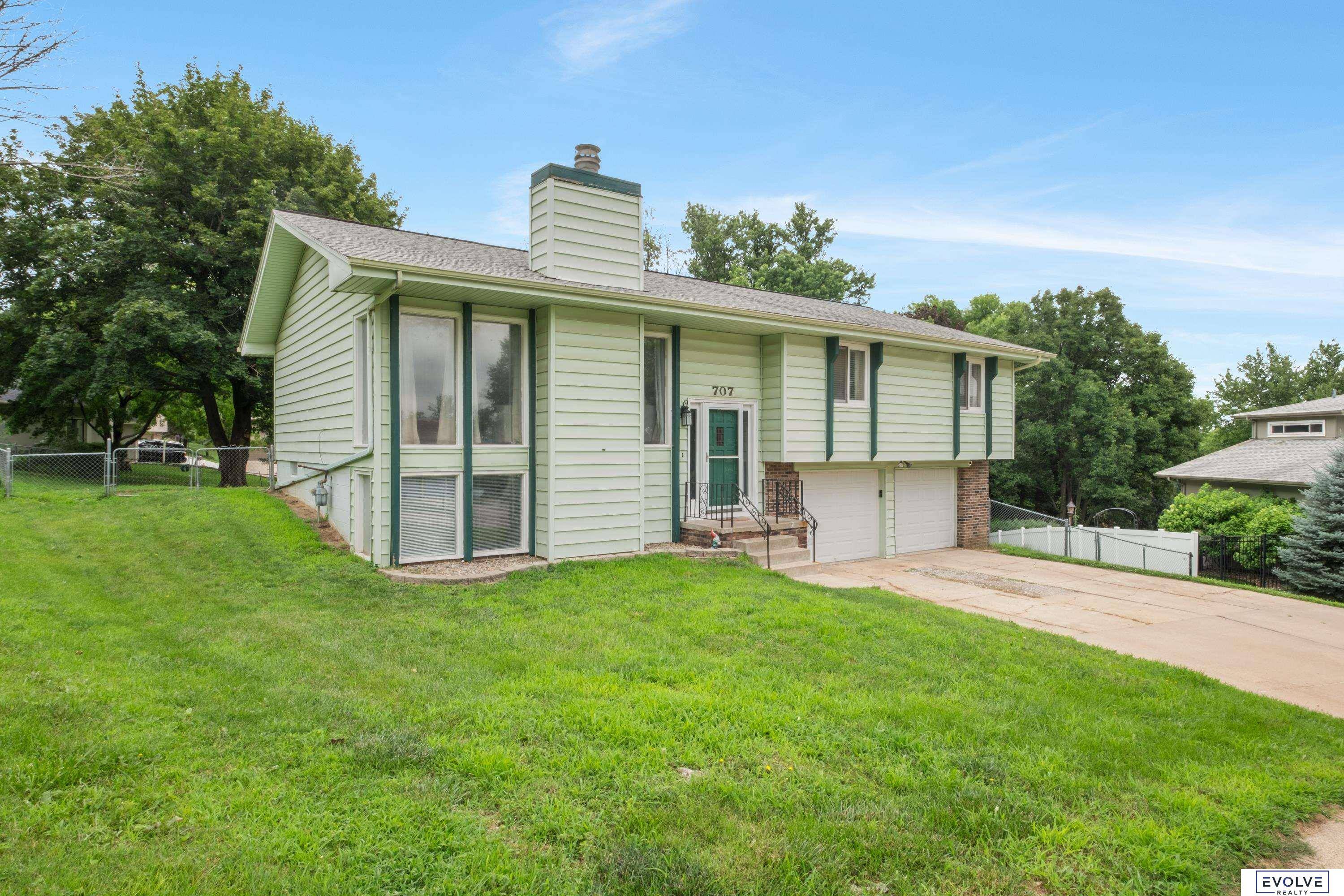 Bellevue, NE 68005,707 Vannornam Drive