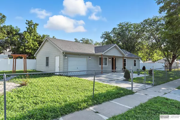 2330 Potter Street, Lincoln, NE 68503