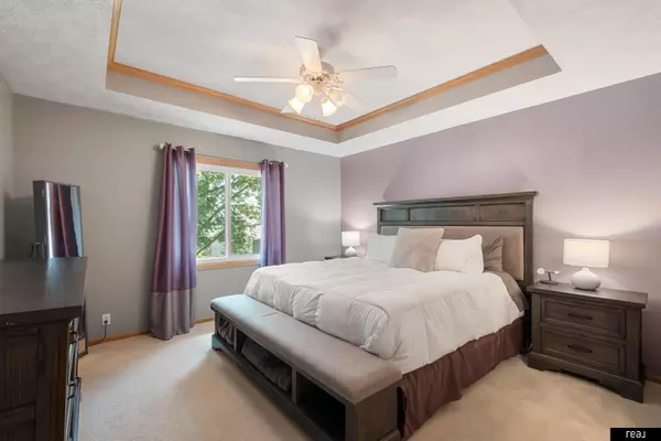 11611 Ridgeview Circle, Bellevue, NE 68133