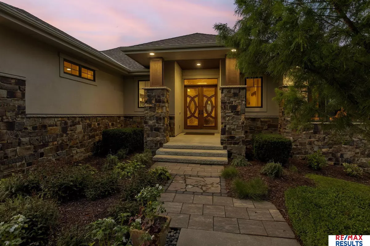 Omaha, NE 68022,21114 Cedar Street