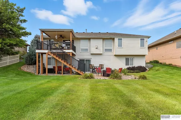 Omaha, NE 68116,16705 Ogden Circle