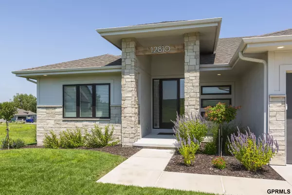 Papillion, NE 68138,12810 Slayton Street