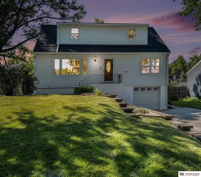 7517 Grover Street, Omaha, NE 68124