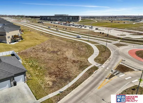 Lincoln, NE 68528,1520 NW 52nd Street