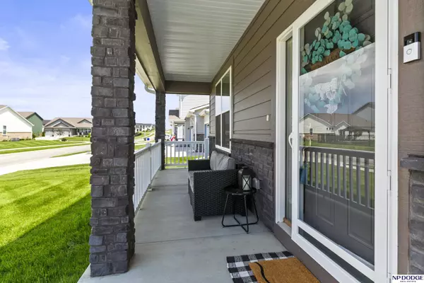 Gretna, NE 68028,20815 Jeannie Lane