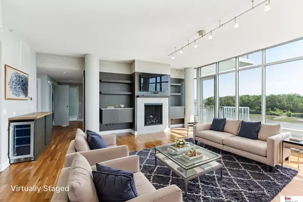 444 Riverfront Plaza  #603, Omaha, NE 68102