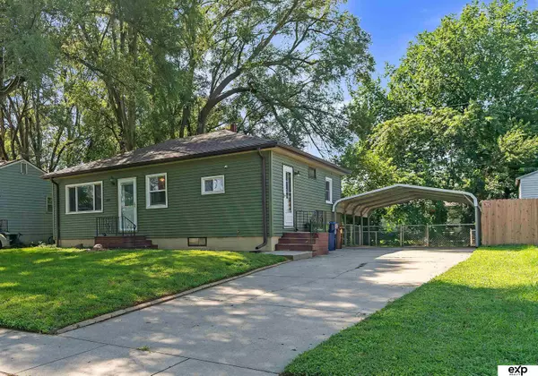 Bellevue, NE 68005,907 W 29th Avenue