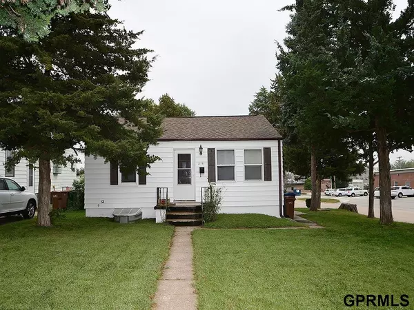 2111 Washington Street,  Bellevue,  NE 68005