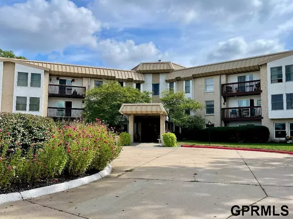 4000 S 56Th Street  #128C,  Lincoln,  NE 68506