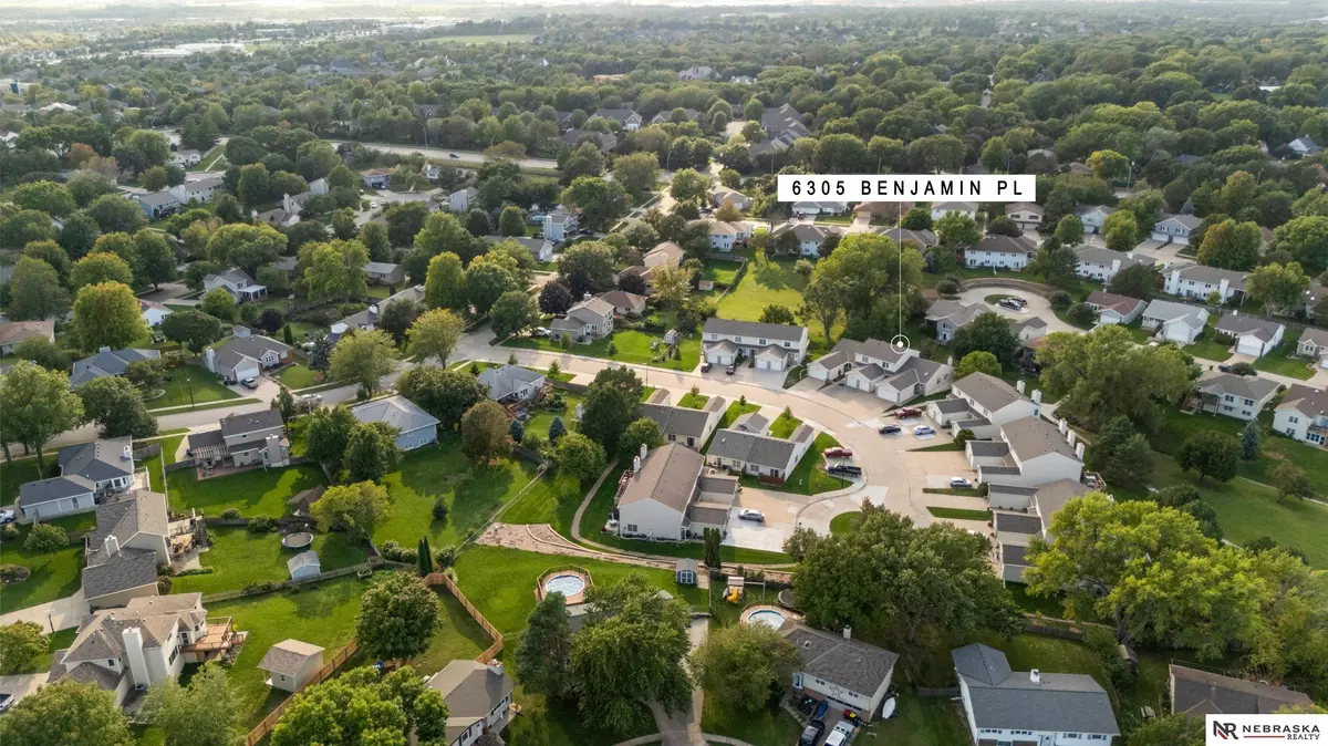 Lincoln, NE 68516,6305 Benjamin Place