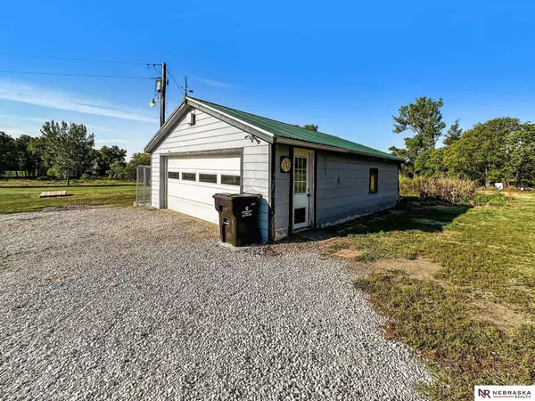 Hickman, NE 68372,18005 S 68Th Street