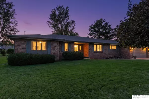 Omaha, NE 68134,10265 Grand Avenue