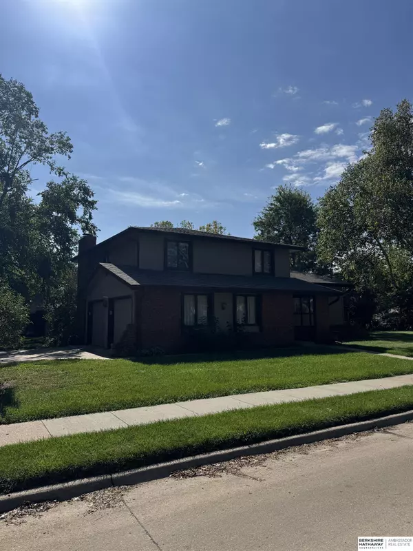 Omaha, NE 68130,16059 Spring Street