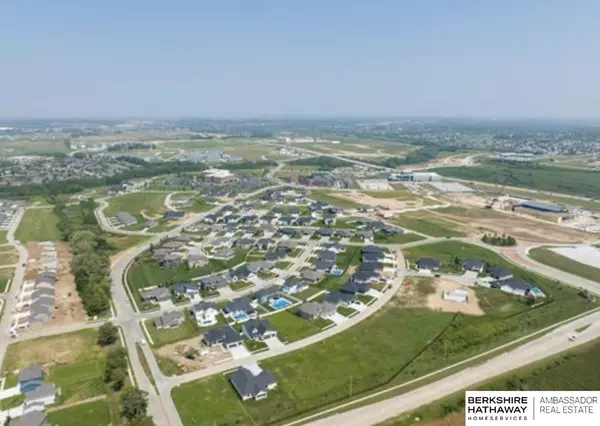 Omaha, NE 68022,6507 S 207 Avenue