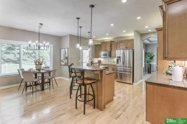 Omaha, NE 68022,1012 S 197th Circle