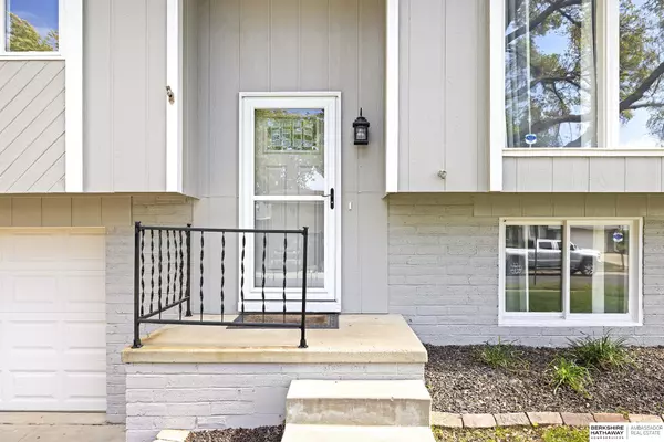 La Vista, NE 68128,7822 Leafplum Drive