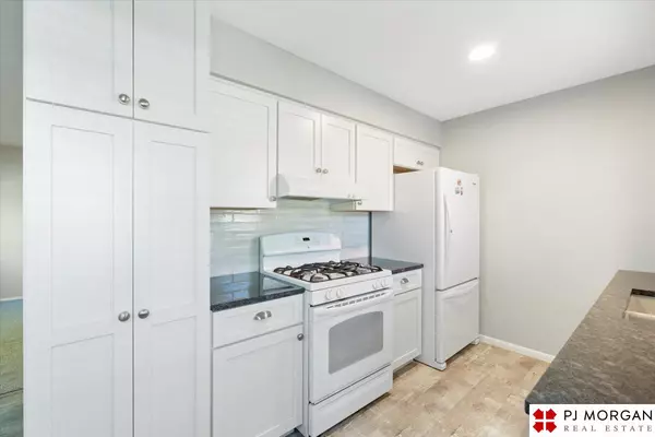 Council Bluffs, IA 51501,1205 27 Avenue