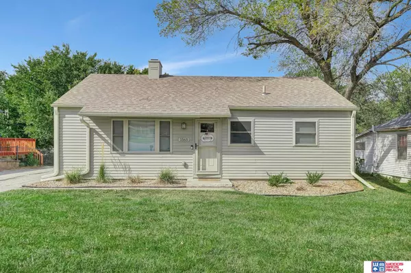 1565 S 48th Street, Lincoln, NE 68506