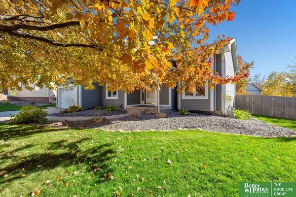 Omaha, NE 68135,16519 Jefferson Circle