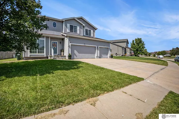 Omaha, NE 68116,4828 N 160 Avenue