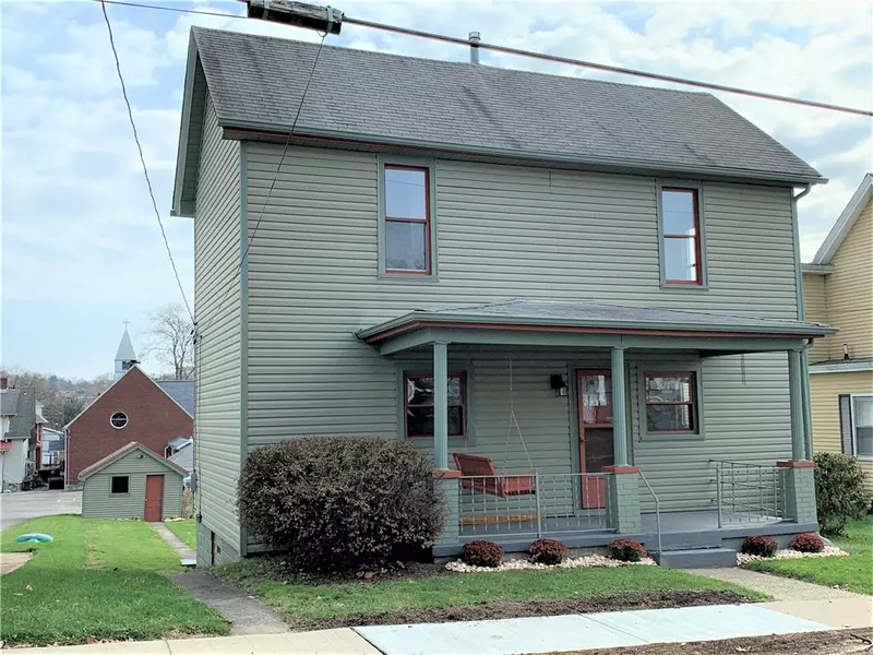 210 E Grant, Houston, PA 15342