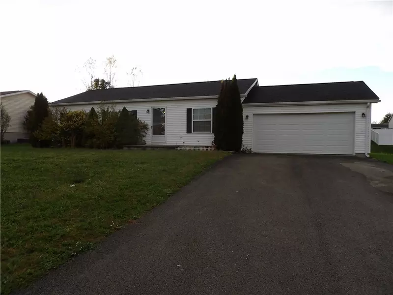 11 Mountainside Way, Smithfield, PA 15478