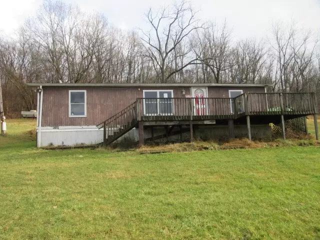 283 Fox Rd, Avella, PA 15312