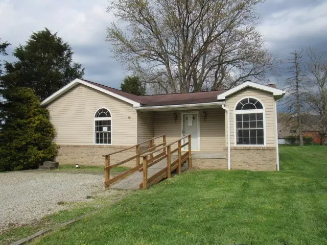 607 S 12th Street, Connellsville, PA 15425