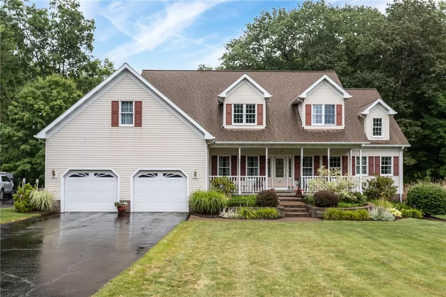 105 Old Hickory Ln, Grove City, PA 16127