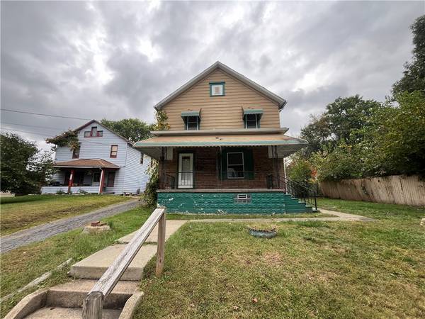 321 Hamilton Ave, Farrell, PA 16121