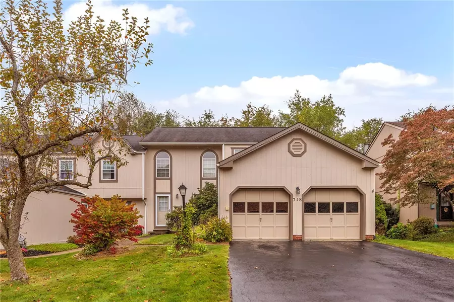 718 Sunset Cir, Cranberry Township, PA 16066