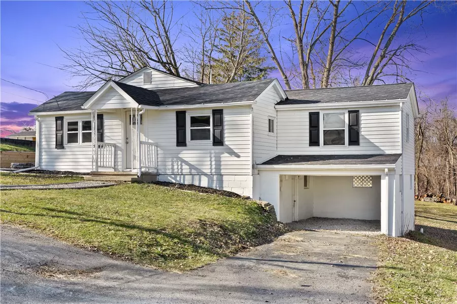 1286 Wickerham Drive, Monongahela, PA 15063