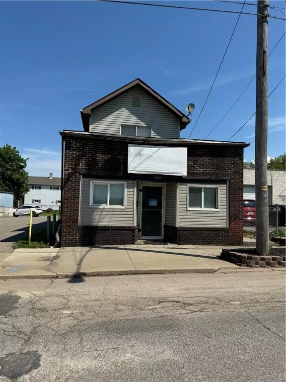 417 E Long Ave, New Castle, PA 16101